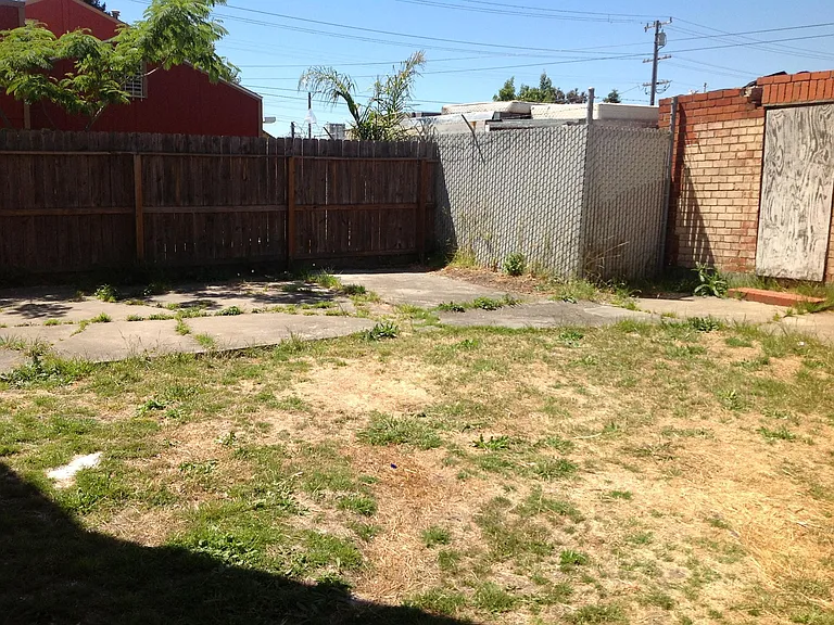 37th St — Photo 34