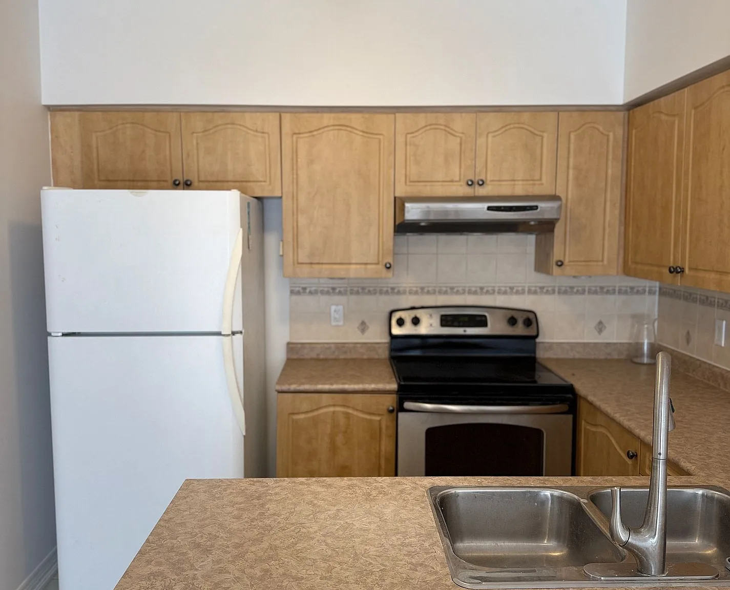 2 bed, $2,399 — Photo 2