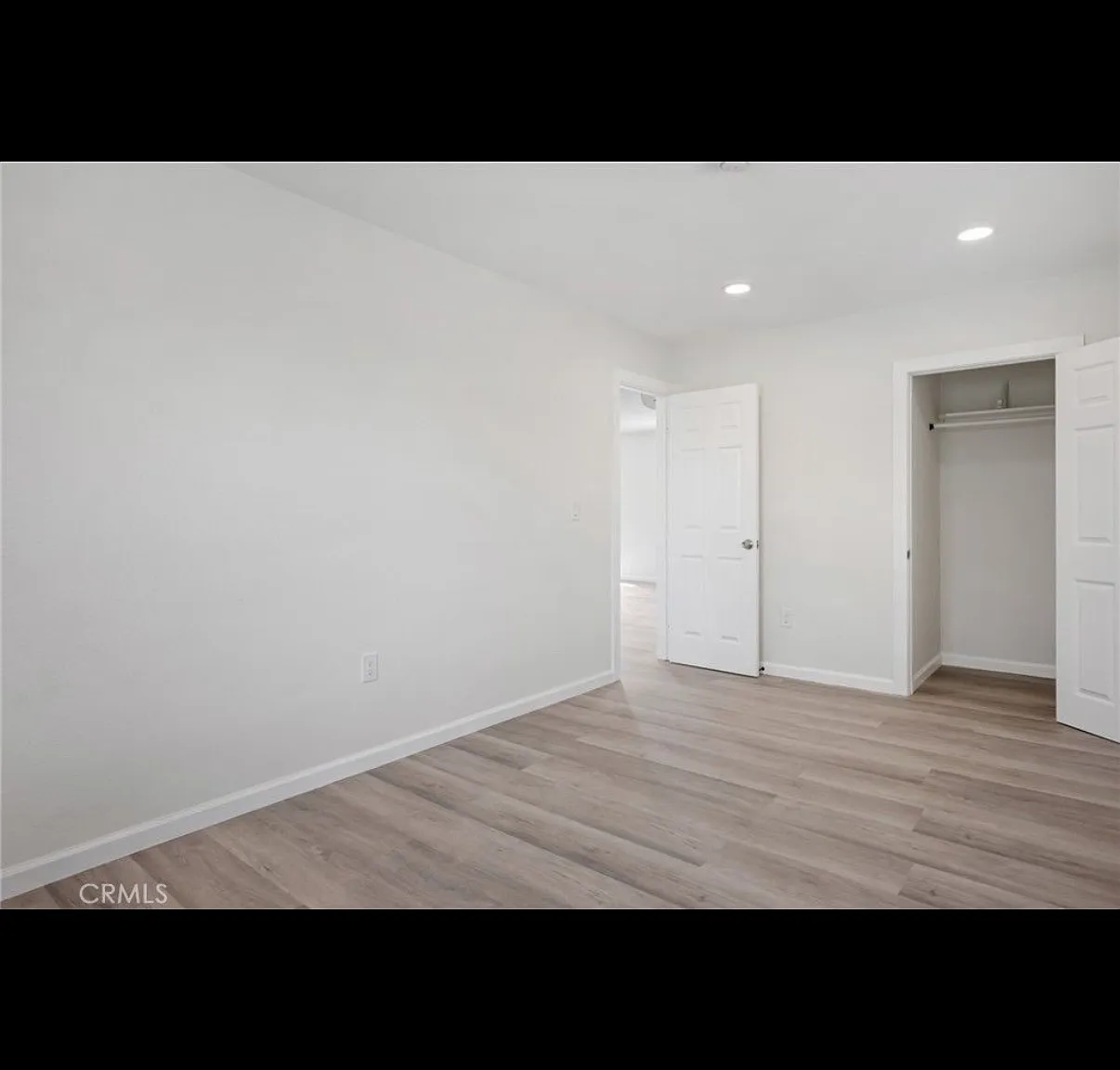 2 bed, 960 sqft, $1,950 — Photo 3