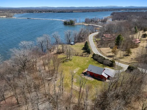 320 Main Street, Isle La Motte, VT 05463