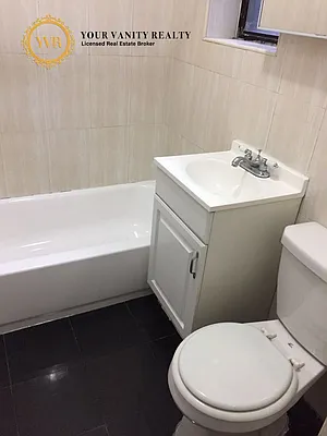 Rented by Your Vanity Realty | media 30