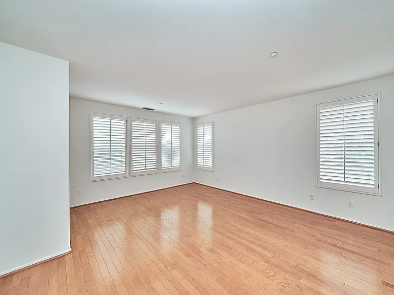 7455 Chanteclair Ct — Photo 46