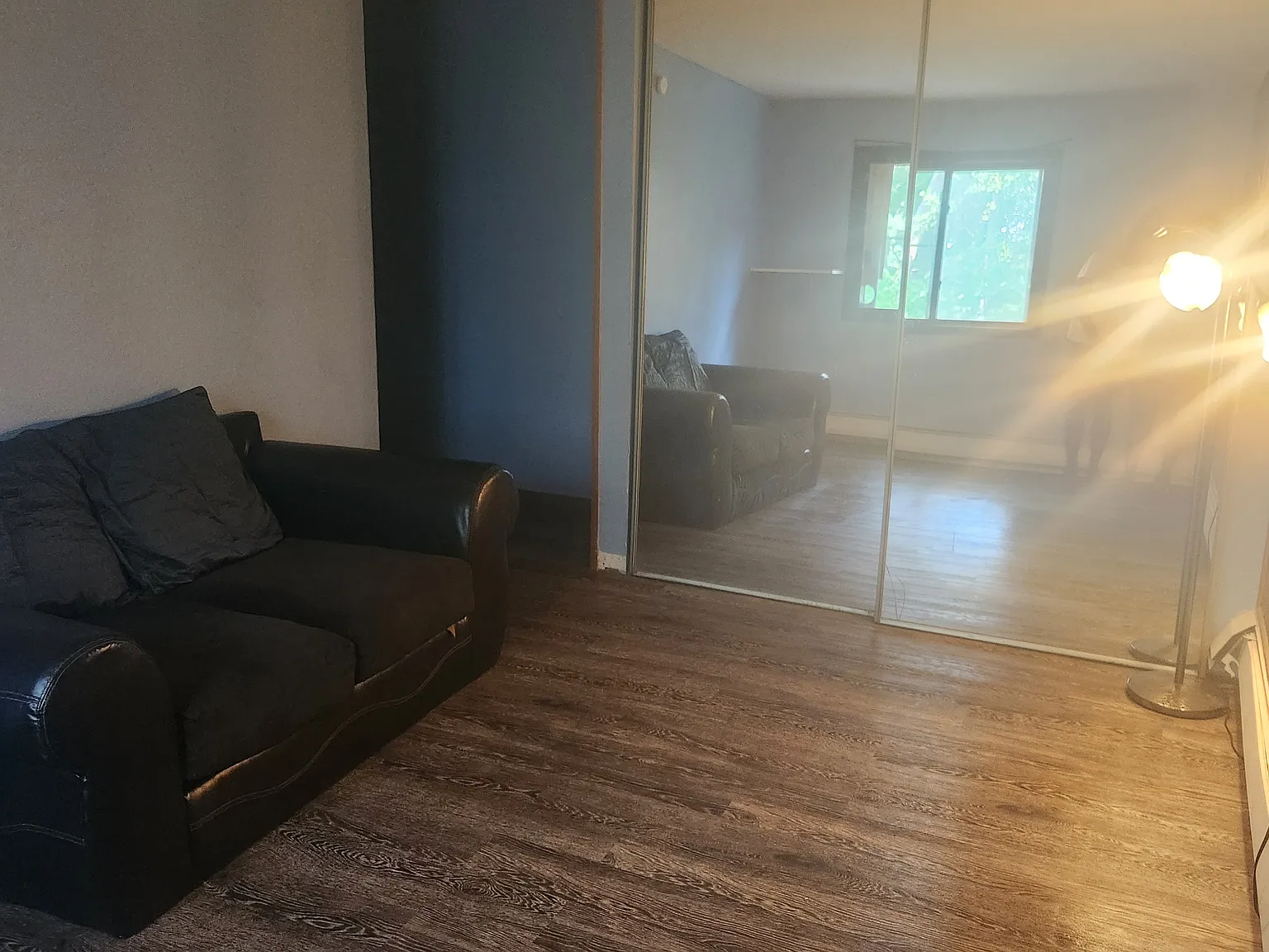 3 bed, 900 sqft, $650 — Photo 4