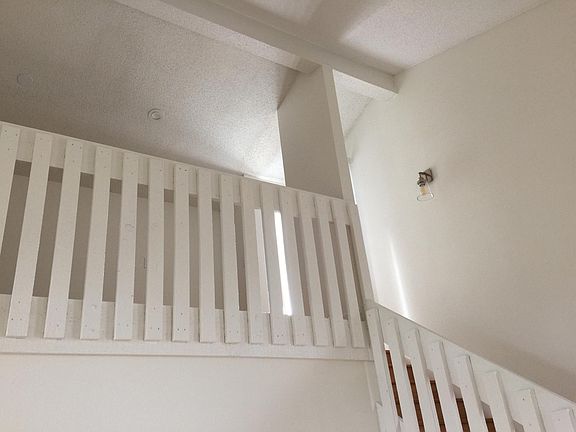 4th image of 311 Montana Ave APT 301
