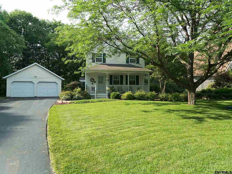 1st image of 9 Middleborough Ct