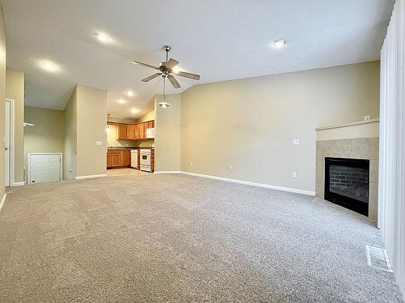 3rd image of 4512-4514 Stauffer Ave SE