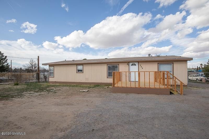 1st image of 305 Tortugas Dr
