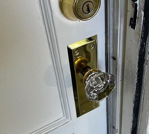 3rd image of 328 E East St #1/2