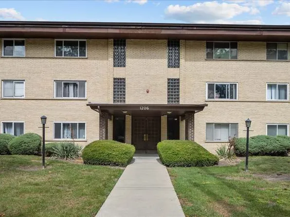 1206 E Fairview St APT 305, Arlington Heights, IL 60005