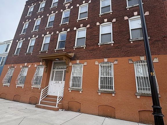 2nd image of 632 S East St