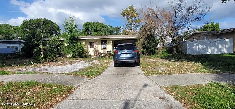 1st image of 1601 Cambridge Dr