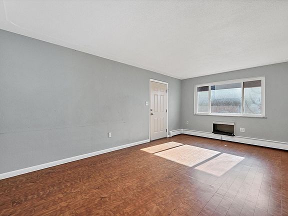 4th image of 1634 Boston St #4