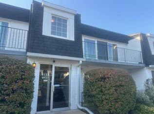 1133 Royal Saint George Dr, Naperville, IL 60563