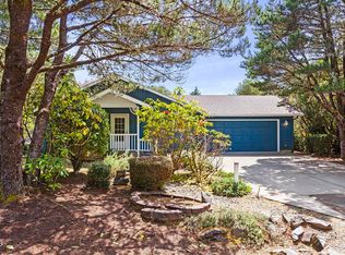 4886 Oceana Dr, Florence, OR