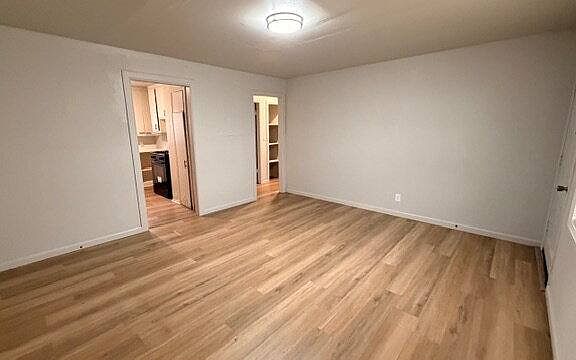 5th image of 3214 S Saint Clair Ave