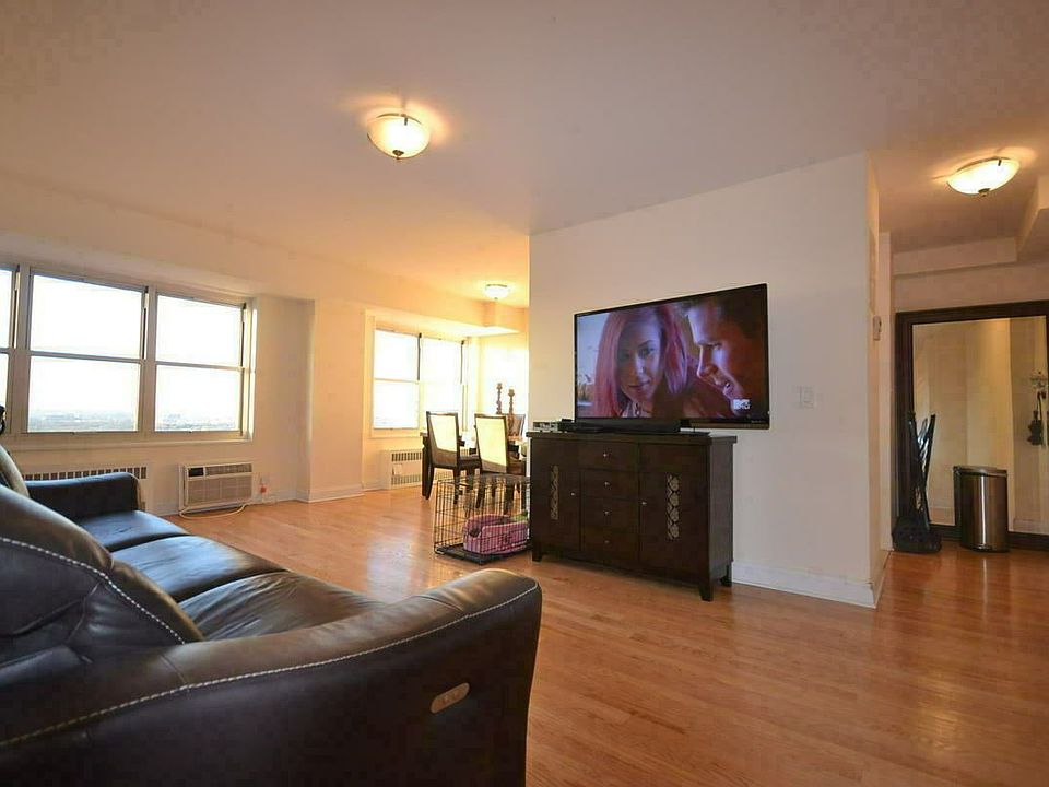 1st image of 123-12 83rd Ave #308