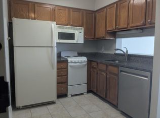 300 Johnson Ferry Rd NE UNIT A1006, Sandy Springs, GA 30328