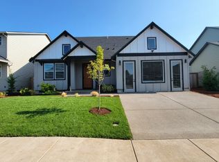 2421 W 9th Ave, Junction City, OR