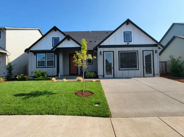 2421 W 9th Ave, Junction City, OR 97448