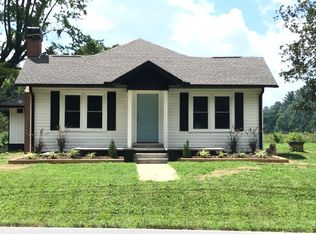 1251 N Allen Rd, HENDERSONVILLE, NC 28792