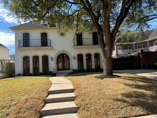 3731 Maroneal St, Houston, TX 77025