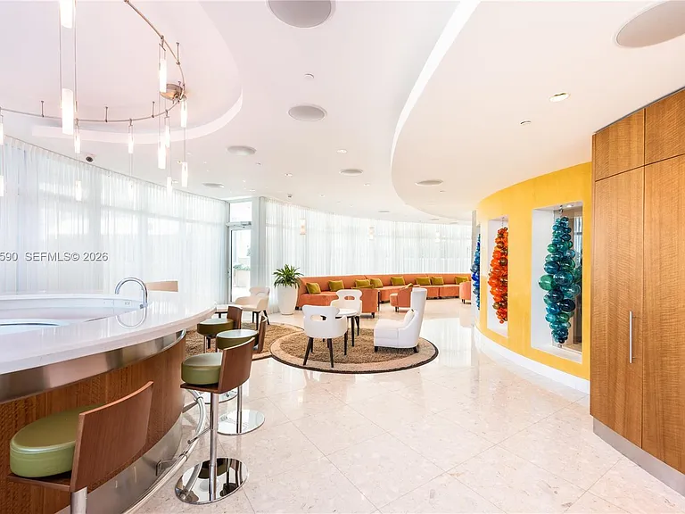 3801 Collins Ave #1502 — Photo 34