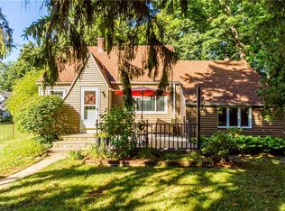 29 Riverview Dr, Rochester, NY 14623