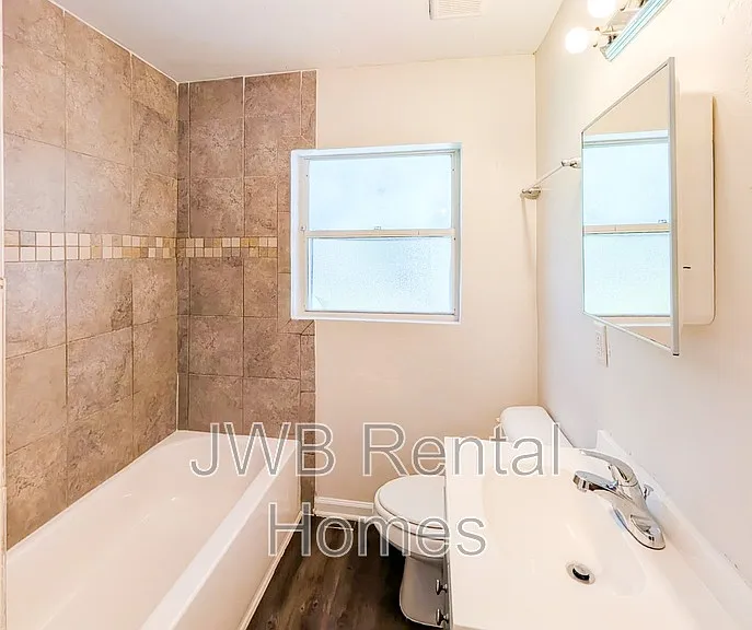 2216 Barlad Dr — Photo 10