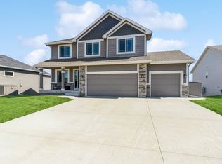 3715 NW Beechwood St, Ankeny, IA 50023