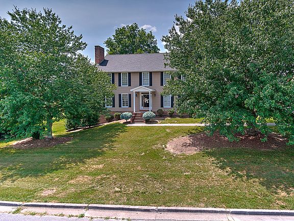 4th image of 4335 Summerfield Dr