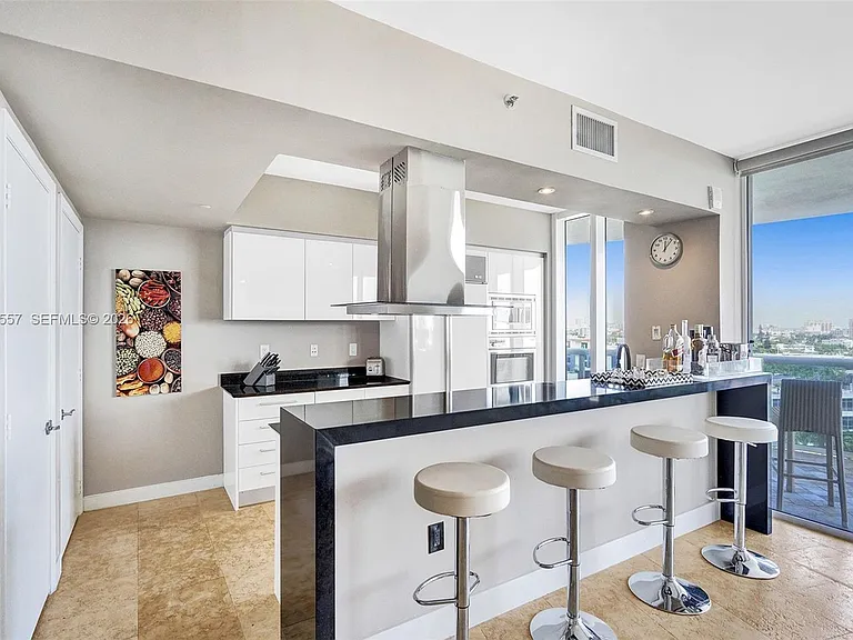 400 Alton Rd #1011 — Photo 6
