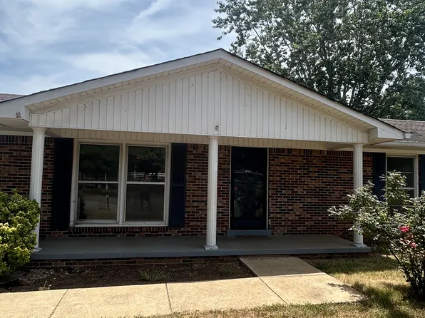 711 6th St, Lawrenceburg, TN 38464