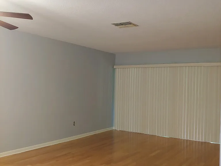 63 Douglas St #11 — Photo 9
