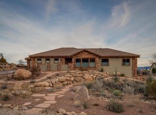 2020 Silver Reef Dr, Leeds, UT 84746