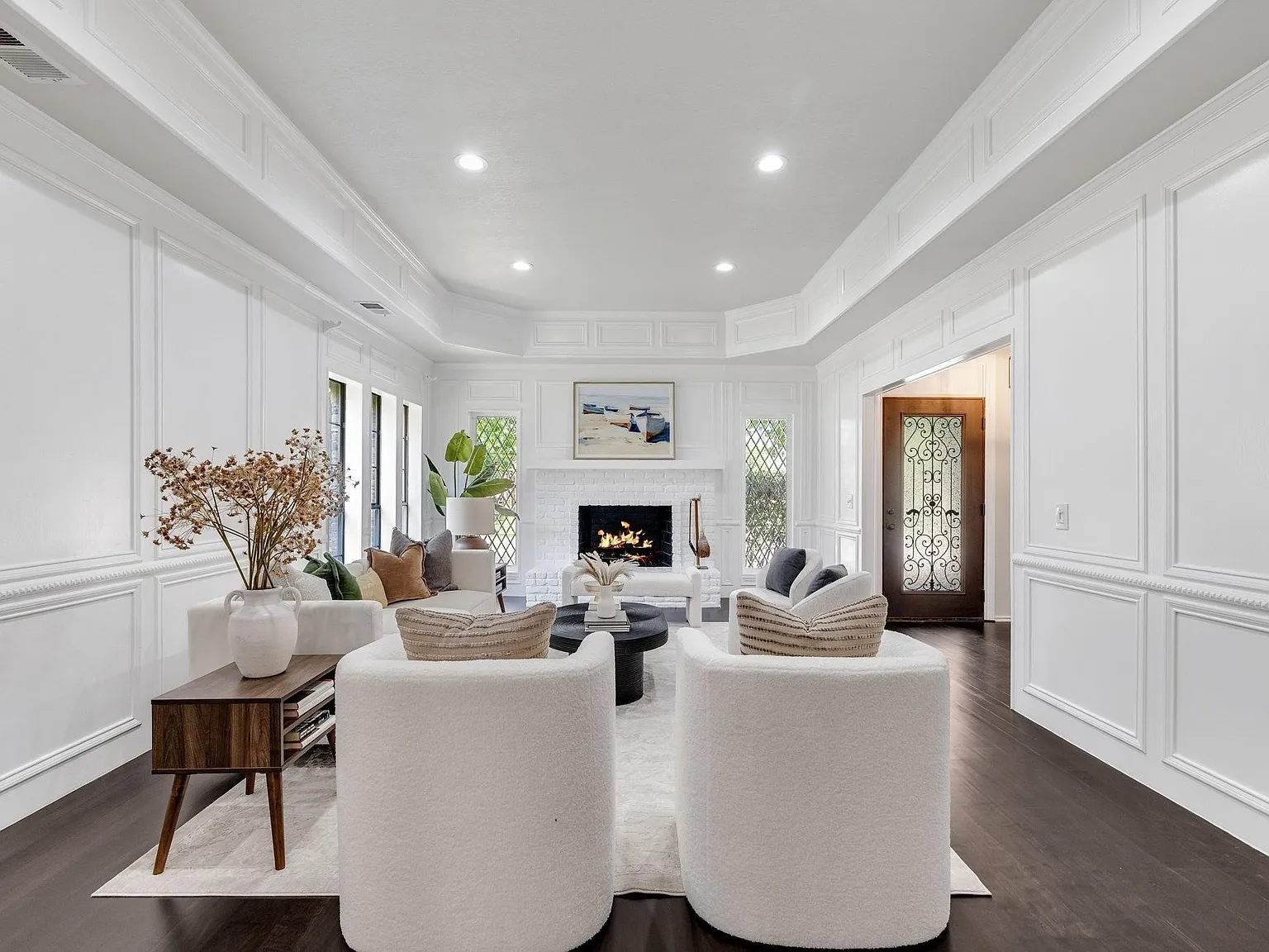4 bed, 3.5 bath, 2551 sqft, $3,500 — Photo 4