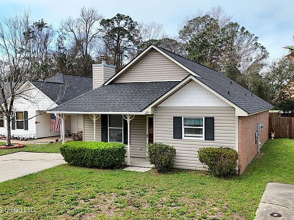 2nd image of 375 Nelson Rd