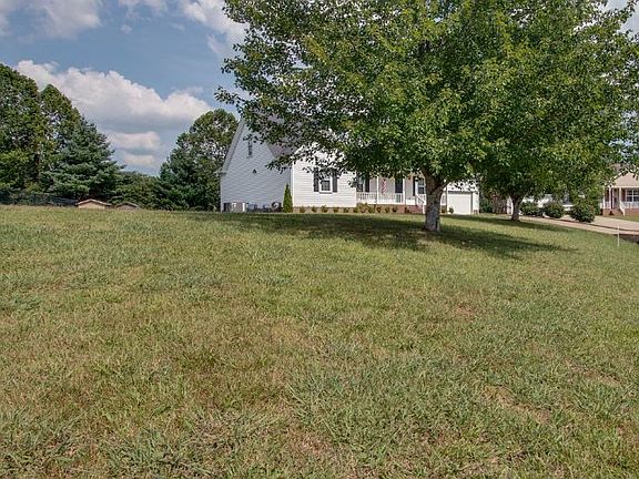5th image of 309 Briston Ct