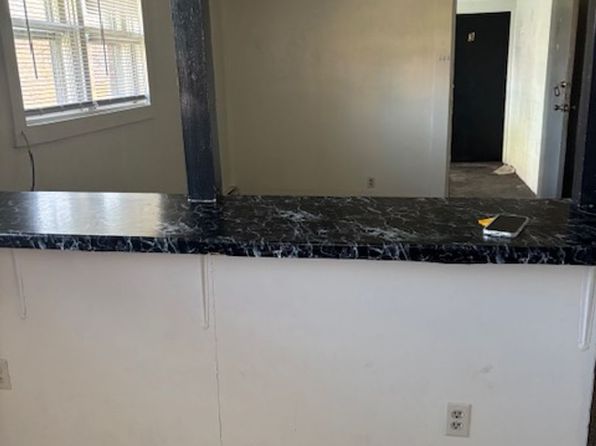 103 Ontario St #4