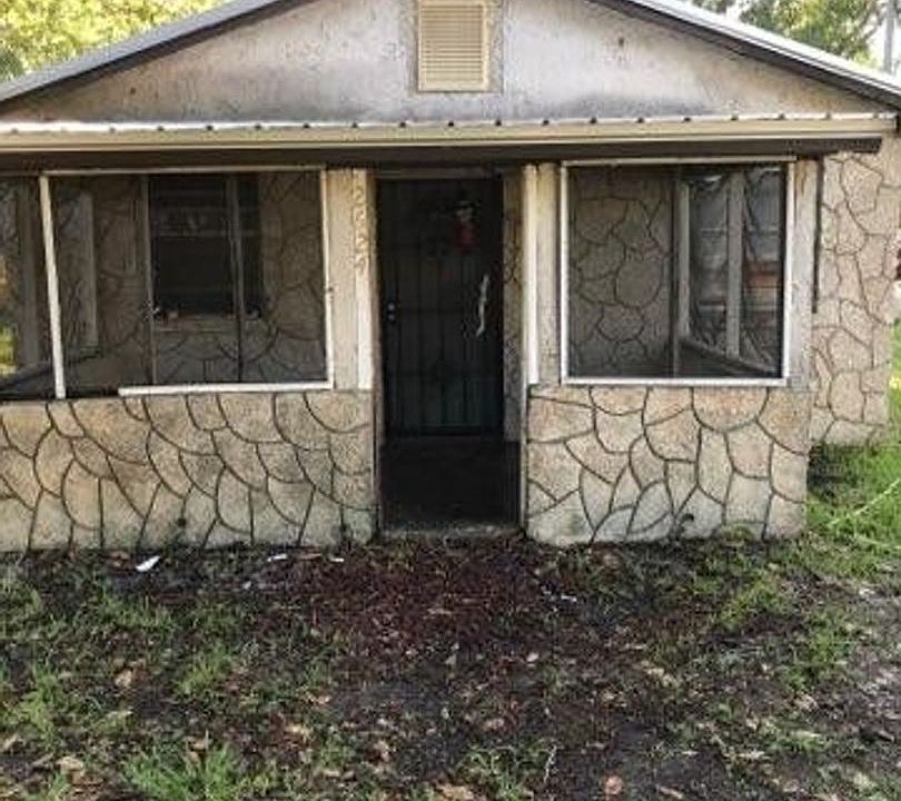 1st image of 2624 Martha St
