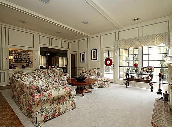 4th image of 7363 Briarnoll Dr