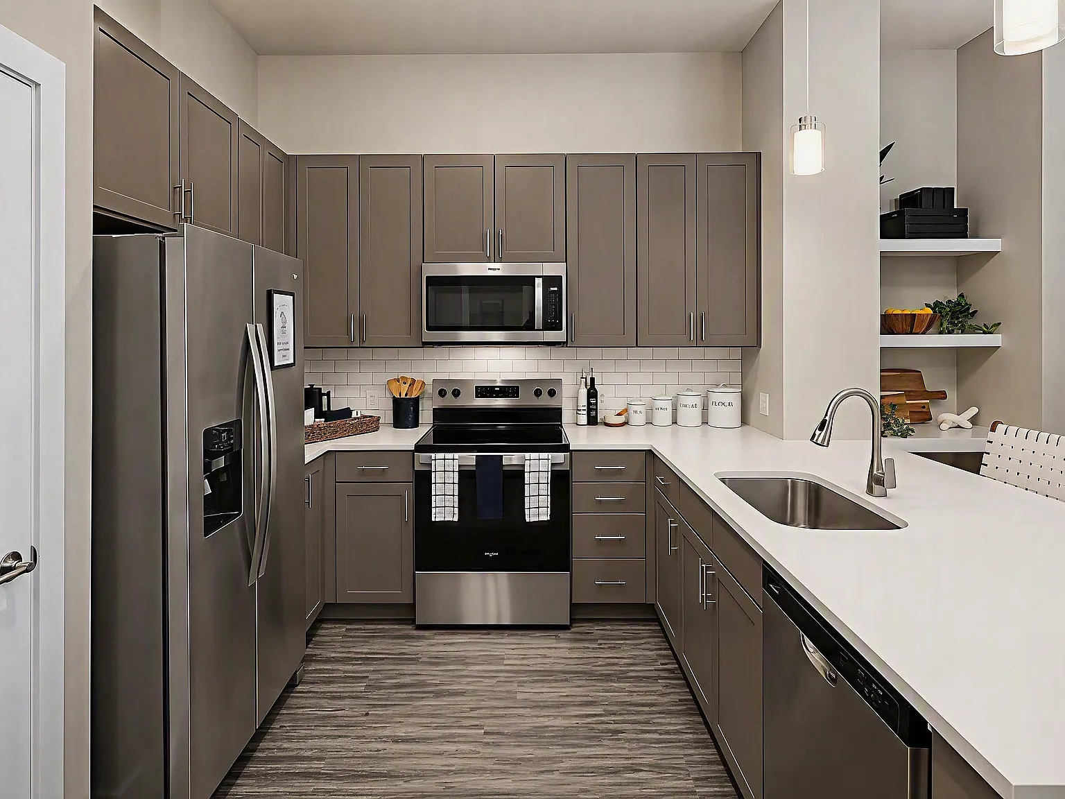 Abberly Royal Creek Apartment Homes — Photo 4