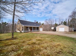 14 Pine Ridge Dr, Nobleboro, ME 04555