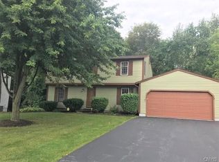 8423 Quadrant Ln, Baldwinsville, NY 13027