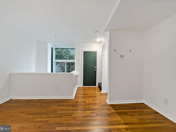 1134 Rodman St Unit 2, Philadelphia, PA 19147