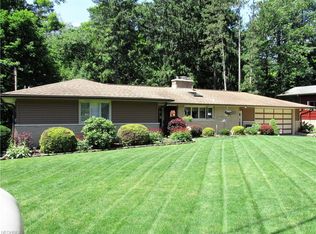 6423 Old Woods Rd, Ashtabula, OH 44004