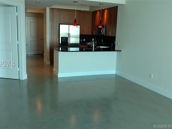 5th image of 315 NE 3rd Ave APT 1209
