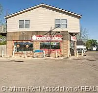 297 Grand Ave E