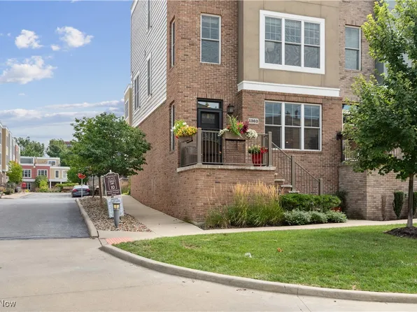 1363 W Clifton Blvd, Lakewood, OH 44107