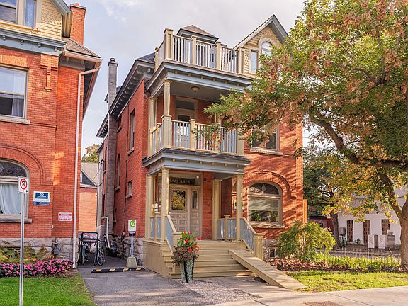 5th image of 46 Maclaren St #0