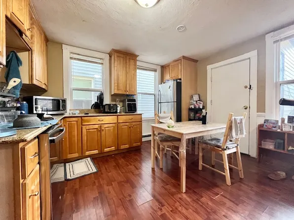 8 Eldora St #3, Boston, MA 02120